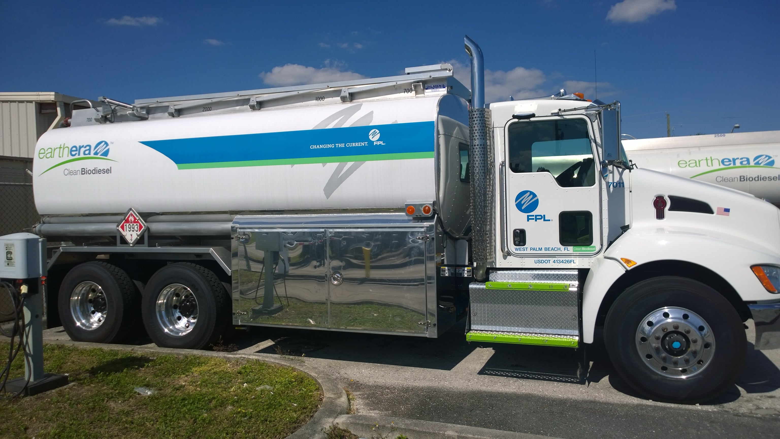 Photo of a biodiesel truck